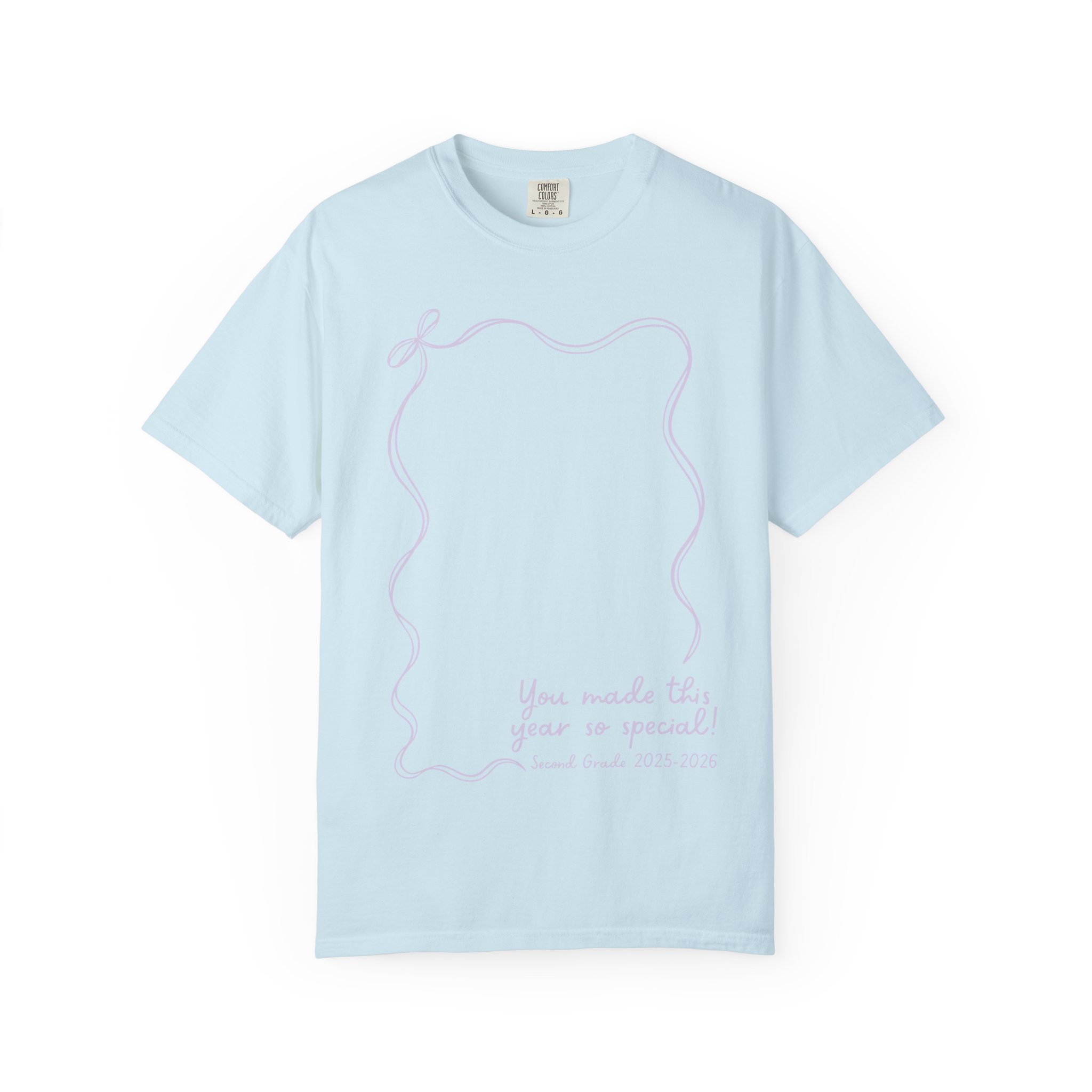 You made this year so special! 2nd grade autograph T-shirt for teachers, a memorable year-end keepsake, perfect for celebrating student achievements and classroom memories.