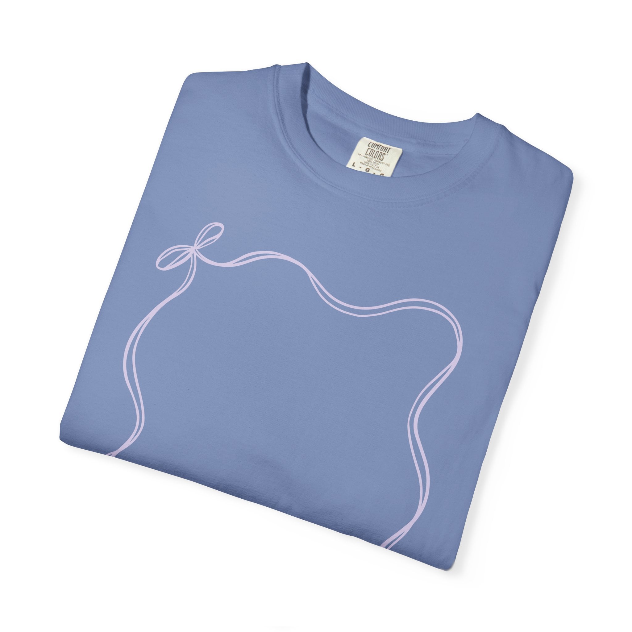Celebrate teacher appreciation with the Lucky Little Learners autograph T-shirt, a memorable year-end keepsake for educators, featuring a simple, stylish design perfect for school events and gifts.